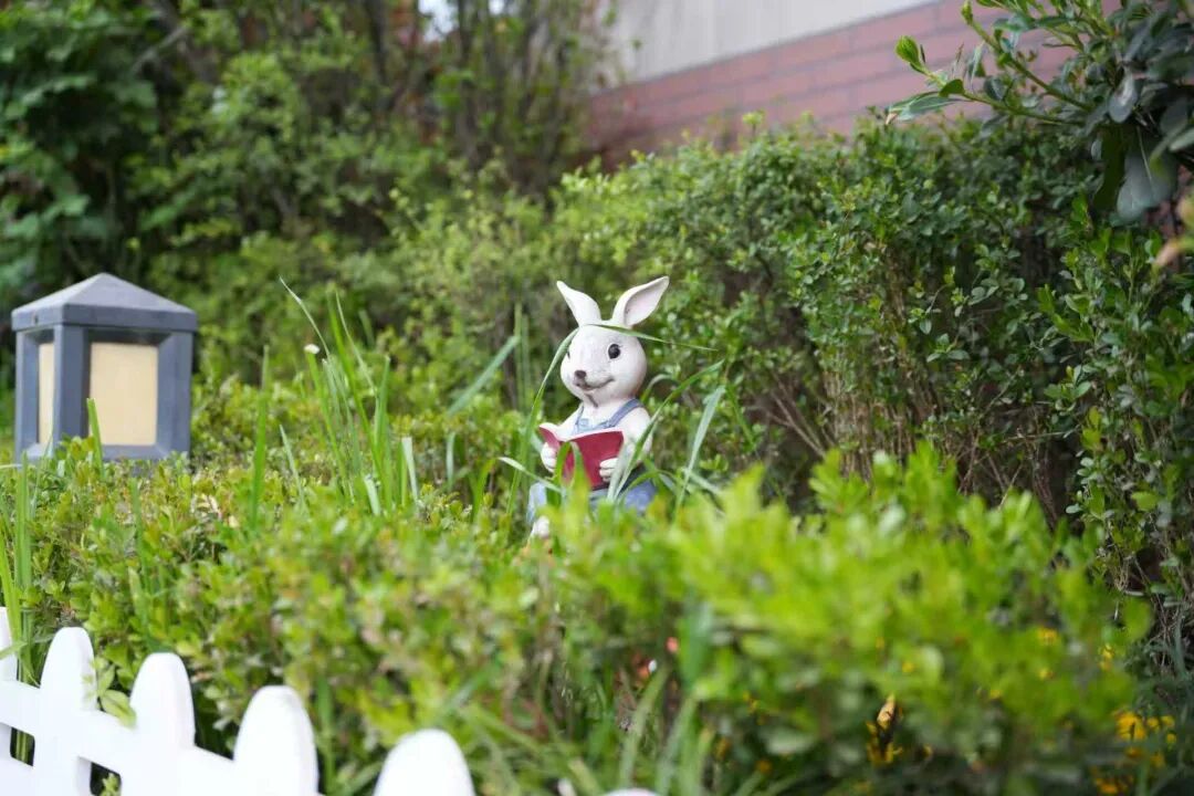 雨天接送孩子安全_出行提示_天气变化添衣保暖