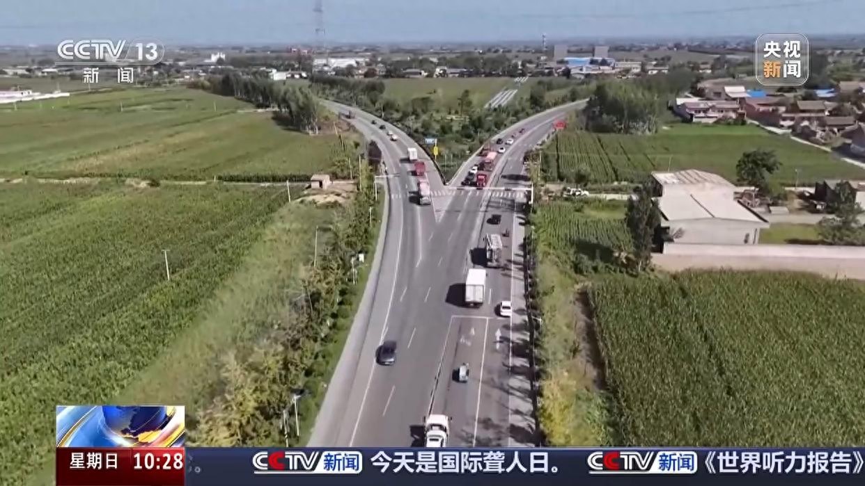 无信号灯路口通行规则_出行提示_国庆中秋假期交通安全风险