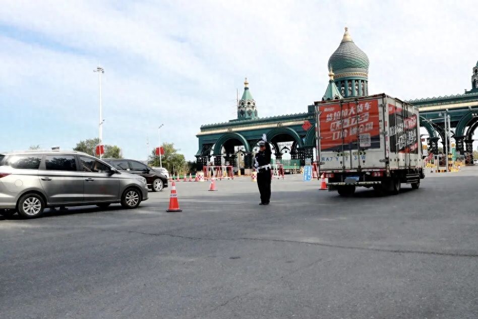 出行提示_错峰避堵_返程高峰预警