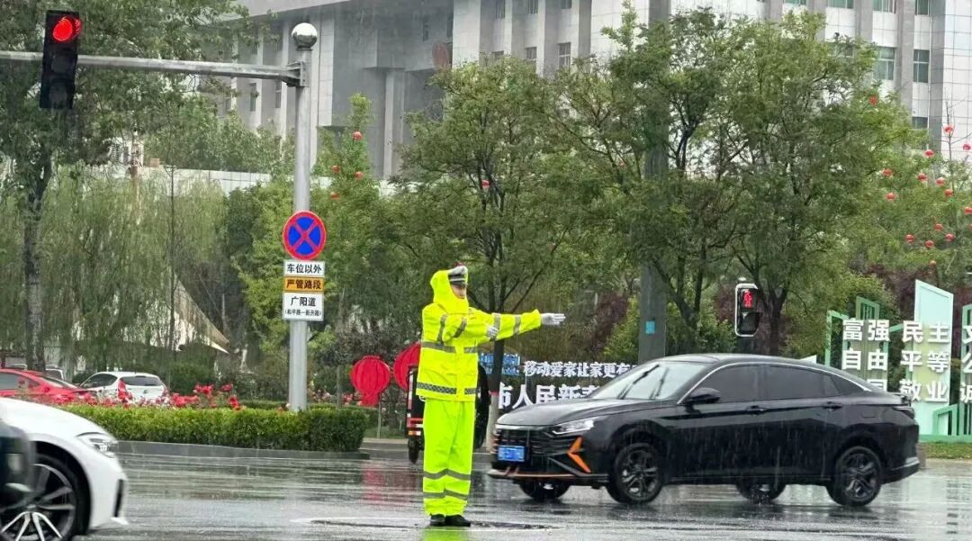 京津冀强降雨路况信息_廊坊交警雨天出行安全_出行提示