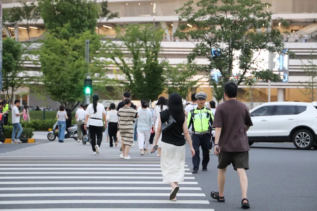 出行提示图片_中考出行提示_出行提示