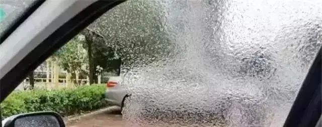 降雪天气开车注意事项_出行提示_雪地行车安全技巧