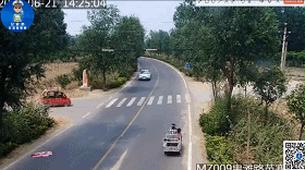 出行提示_平交路口常见种类_平交路口注意事项