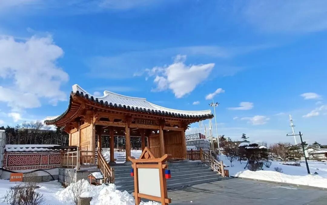 出行提示_延边元旦假期道路交通安全提示_2026年元旦延边交警安全出行攻略