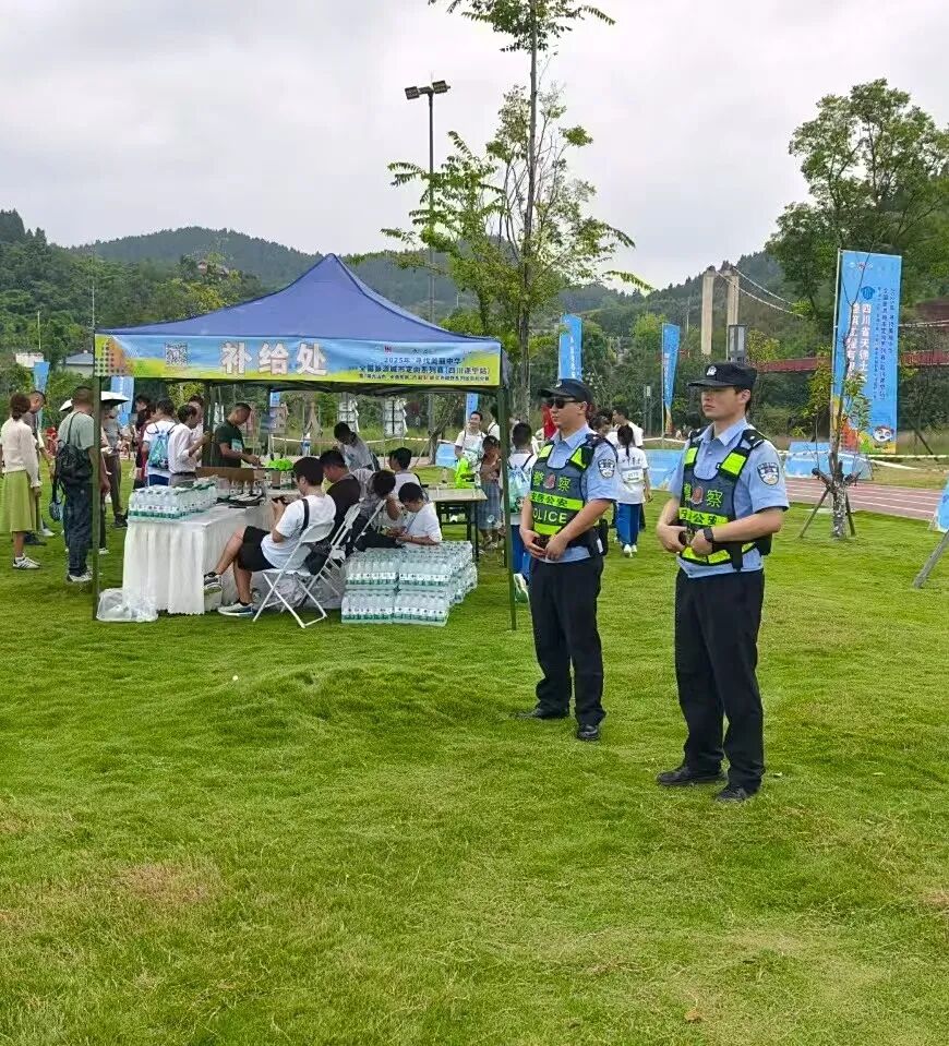 国庆节高速免费通行时间_出行提示_国庆中秋双节出行安全提示