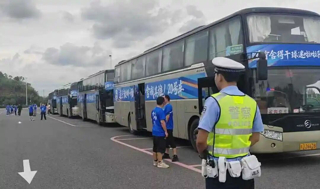 国庆中秋双节出行安全提示_国庆节高速免费通行时间_出行提示