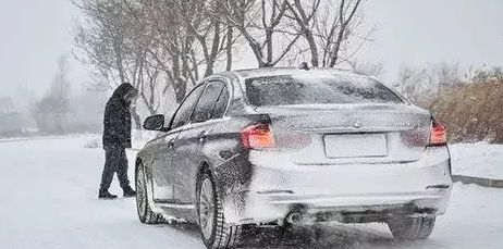 出行提示_河南高速雪天交通管制_雪天路面行车指南