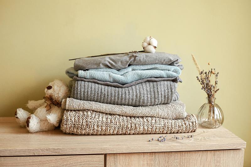 出行提示_元旦返程雨雪天气安全驾驶_冻雨天气行车注意事项